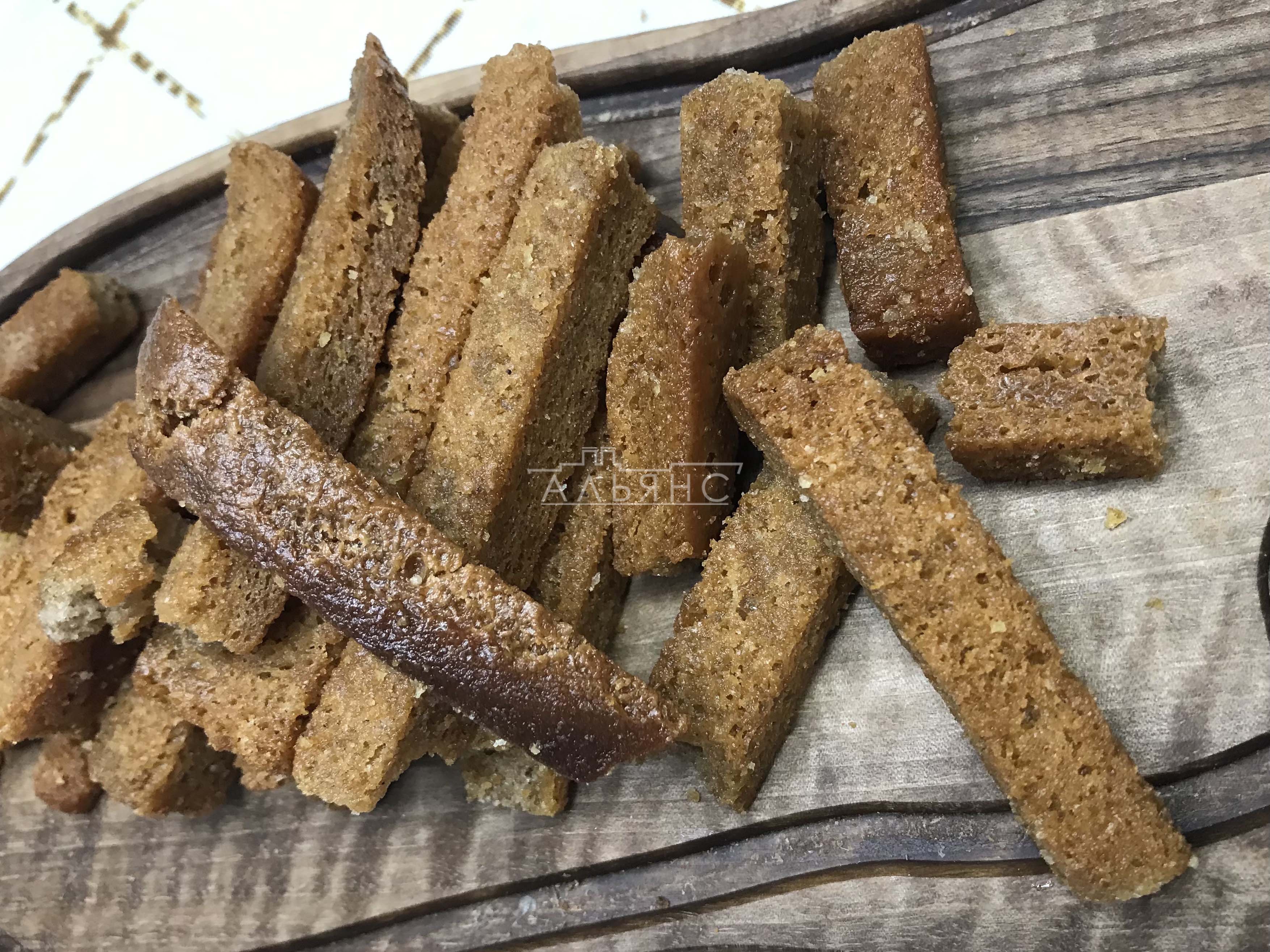 Деревенские гренки с чесноком в Перми