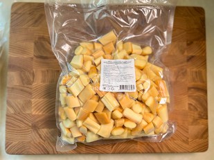 Мясо (АЛЬЯНС) вяленое свинина с халапеньо (500гр): Сырный продукт ФЕРМЕРСКИЙ бочонок копченый