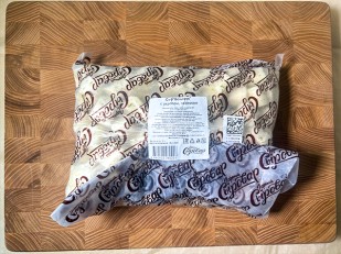 Арахис в глазури: Сыр 1 кг ГОРНЫЙ СЫРОВАР (Бочонок с укропом и чесноком)